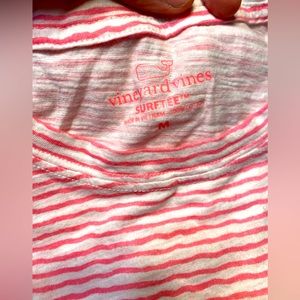 Vineyard vines women’s pink and white striped cotton t-shirt. Size medium